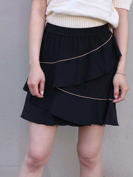 TYNVIE 层叠荷叶边短裙 - 黑色 商品图4