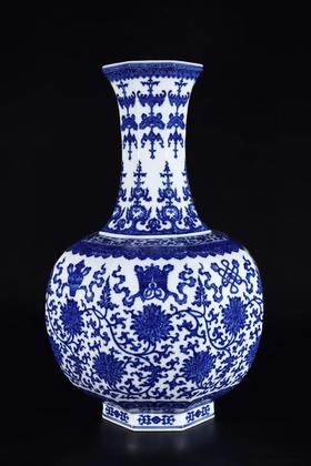 柴窑缠枝莲八宝纹八方镶器