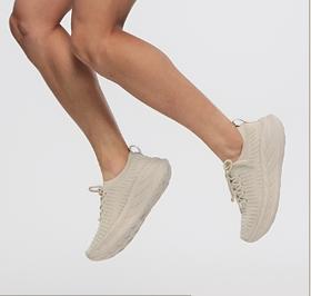 【好物分享】 360度贴合足型，必迈远征者漫步跑鞋！给跑鞋安上「新风系统」！