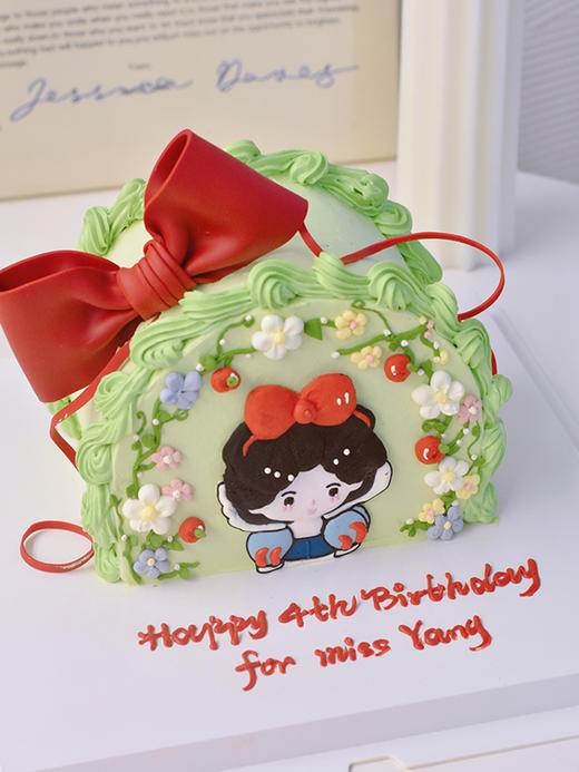 翻糖蝴蝶结白雪公主 - 戚风水果生日蛋糕 商品图1