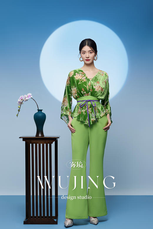 3205034 柳碧青梅 进口纹理蜂窝缎裤子 雾境 商品图3