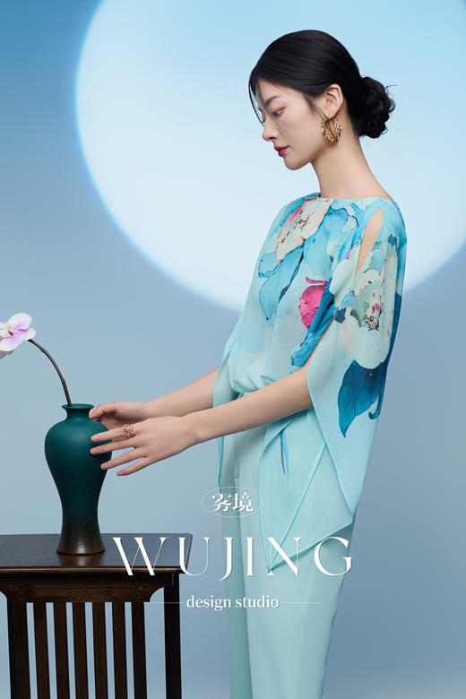 3205060 青白黛绿 韩国进口水晶乔其纱上衣 雾境 商品图3