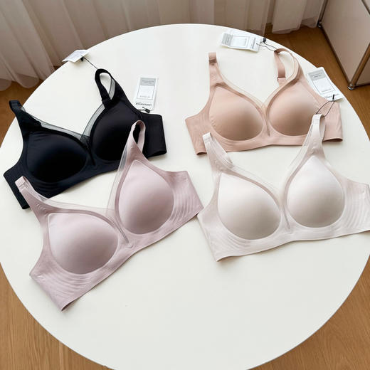 华歌*尔日单内衣V领蕾丝文胸20103 商品图1