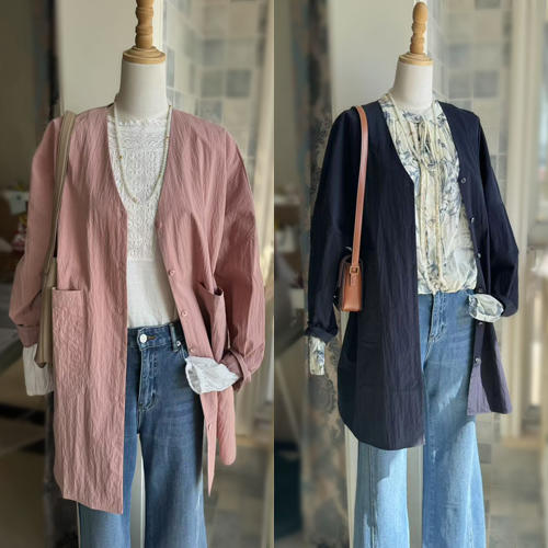 26年年初福利2~7折！两色V领风衣外套 商品图0