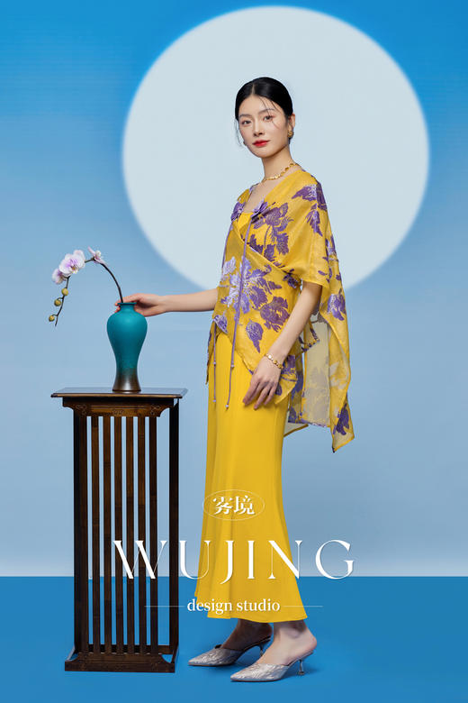 3205016 黄莺凝香 重磅真丝印花植绒料/进口纹理蜂窝缎普罗缇纱裙雾境 商品图5