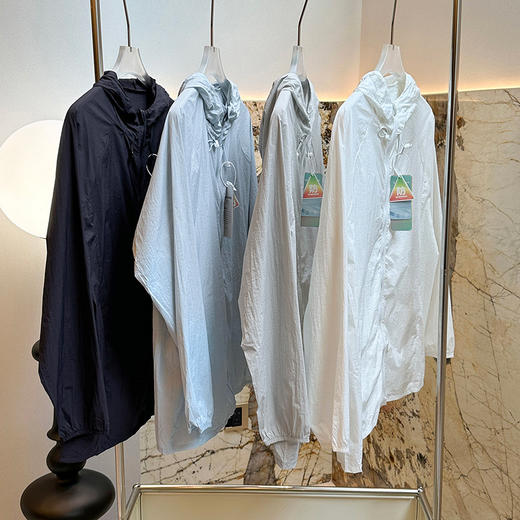 官网699！情侣轻薄户外凉皮防晒衣UPF50防紫外线原纱三防面料晴雨两穿外套上衣 商品图12