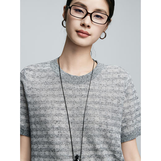 棉仓363635010-初棉混色定织花式线棉麻暗格纹-圆领短袖清凉针织衫 商品图2