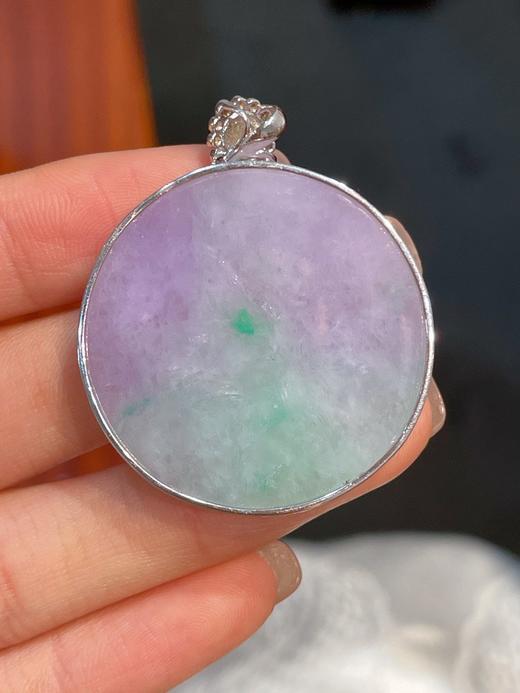 紫罗兰无事牌翡翠吊坠 商品图3