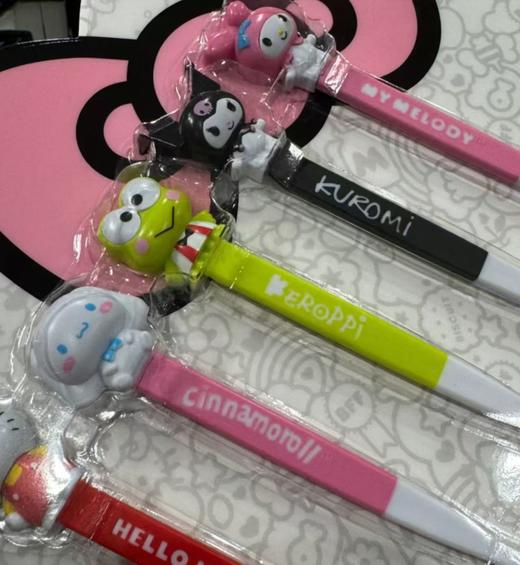 到手价155元 Hello Kitty儿童软毛牙刷5支装 极细软毛  适合三岁以上的小朋友  美国代购，无中文标签，介意慎拍 商品图2