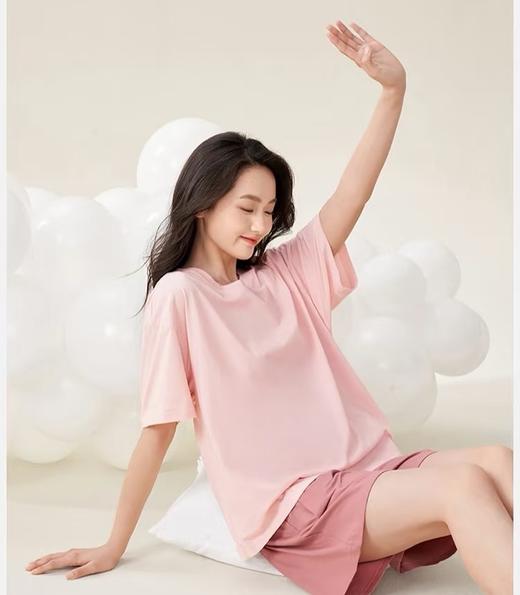 【深度好物】⚠️喜欢宽松卡码拍大源自畅销几十万件的严白系列最新夏季单品  ·可肉睡衣套装 ，重磅上线‼  卖的就是一块舒适面料  总结这3️⃣点人手必须入手一套原因💥   商品图1