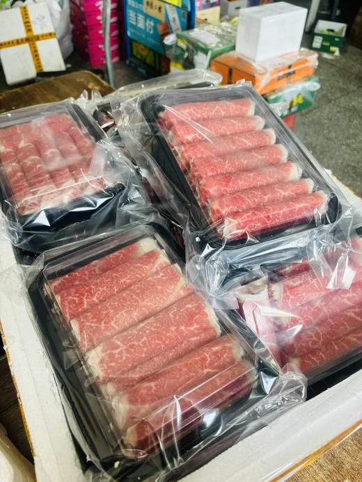 澳洲和牛M7-8牛肉卷，240天谷饲品质，1.5mm厚度，沸锅10秒即食，让你尝试从未吃过如此美味的牛肉卷！ 商品图3