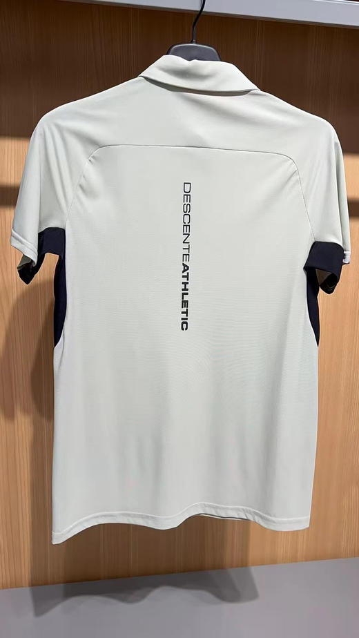 25新款正品迪桑特运动健身 透气防晒吸湿速干短袖POLO衫 UPF50➕
三个色，尺码M-XXL
原价 890 商品图1