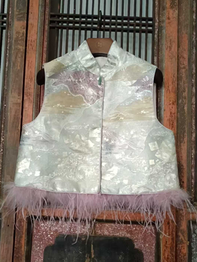 盛唐牡丹| 西阵织配鸵鸟毛对襟马甲