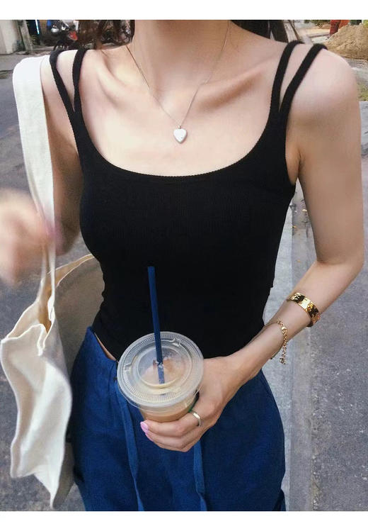 ☀️轻盈一夏，自在随行‼️260克高克重，超高品质~张贝贝同款背心!! 【伊泺杉双肩带内搭外穿吊带背心】一件吊带，解锁百变魅力✨春夏搭配刚需 商品图2