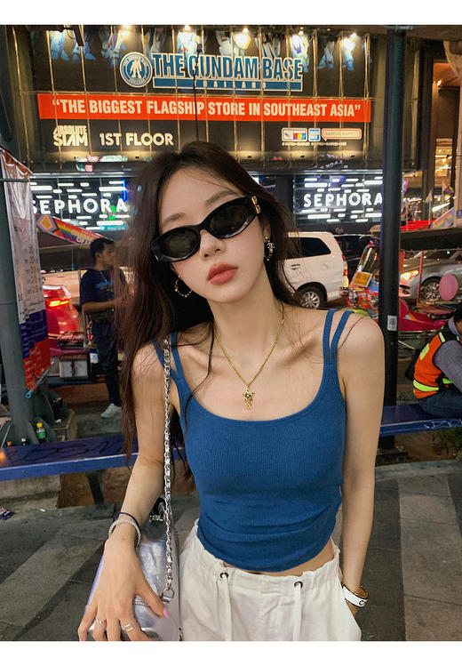 ☀️轻盈一夏，自在随行‼️260克高克重，超高品质~张贝贝同款背心!! 【伊泺杉双肩带内搭外穿吊带背心】一件吊带，解锁百变魅力✨春夏搭配刚需 商品图5