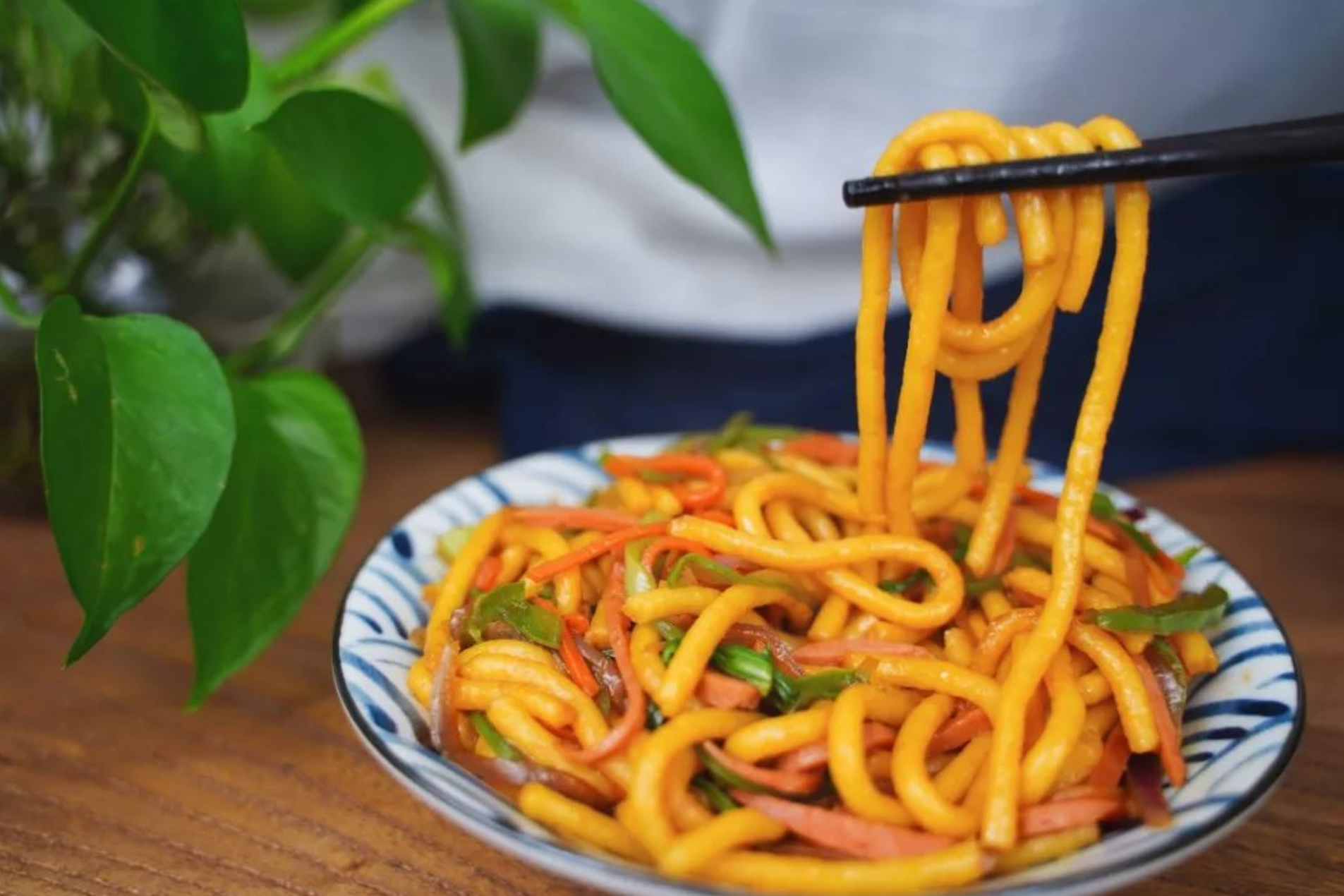 【凤酒飘香】凤酒飘香  炒叉子