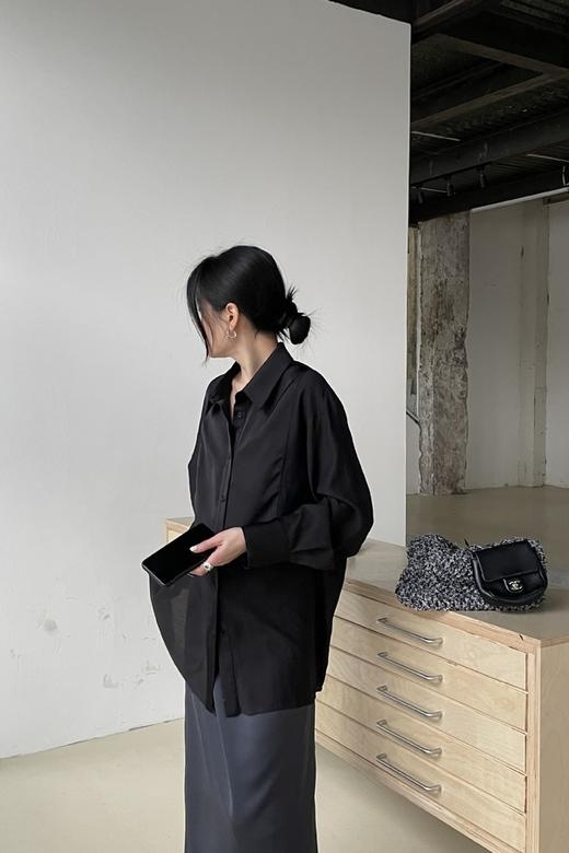 LNNNS 黑色简约优雅光泽感衬衫 20043 商品图0