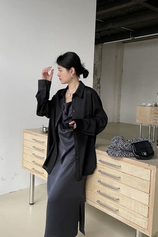 LNNNS 黑色简约优雅光泽感衬衫 20043 商品图3