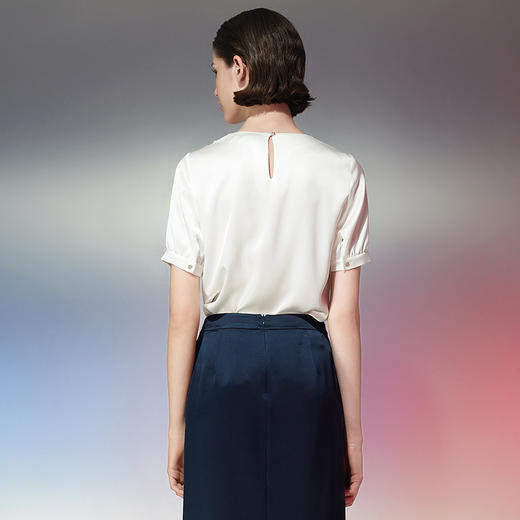 EITIE爱特爱春季新款设计感时尚优雅通勤上衣7813501 商品图4
