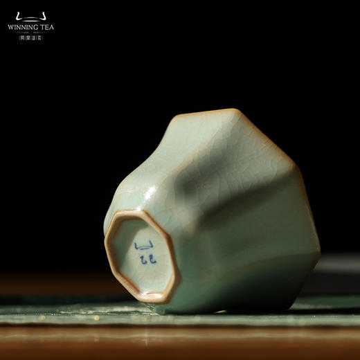 问鼎汝瓷天青乙巳八方杯 商品图3