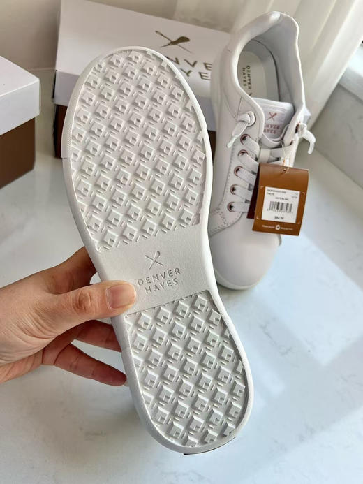 原单正品出口🇨🇦加拿大，意大利 Denver Hayes 进口超软头层牛皮小白鞋来精品～男女情侣款
尺码 38 38.5 39 40 40.5 41 42 商品图12