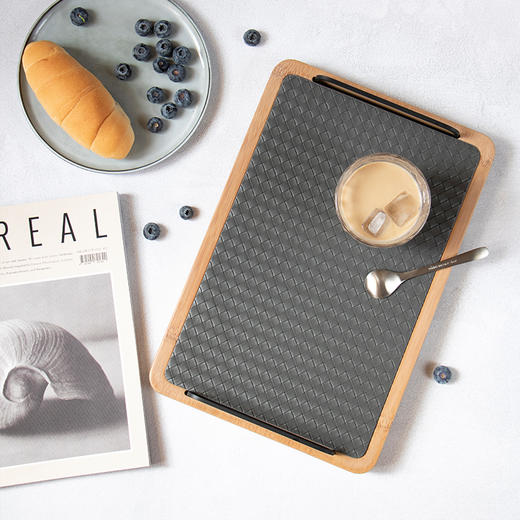 提手竹托盘 保留竹子的天然纹理 自然简约 两种颜色可选 黑色沉稳 灰色轻盈 商品图1