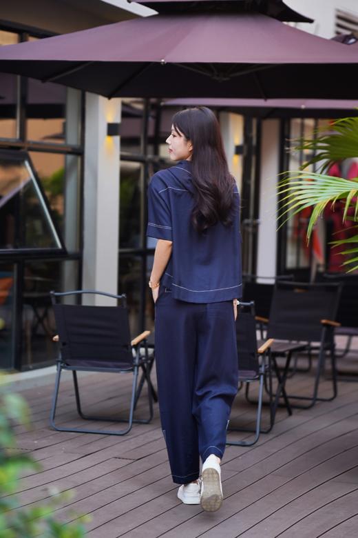 热销现货 安诺9【5.4%莱赛尔4.6%亚麻】撞色明线连帽外套LXWG2044 商品图4