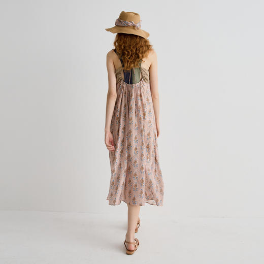 谜底连衣裙无袖女2025夏季新品复古风度假印花A型长裙子252ML0511 商品图2