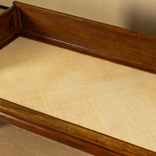 明 黄花梨独板三围屏罗汉床（售价1220万） 商品图3