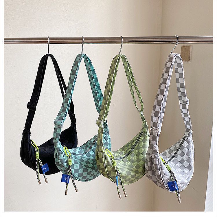 E453E096B0E70A868E1CB3847D363D