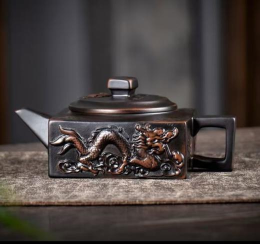 JS（任亿果）茶壶云南紫陶手工雕刻飞机壶 商品图0