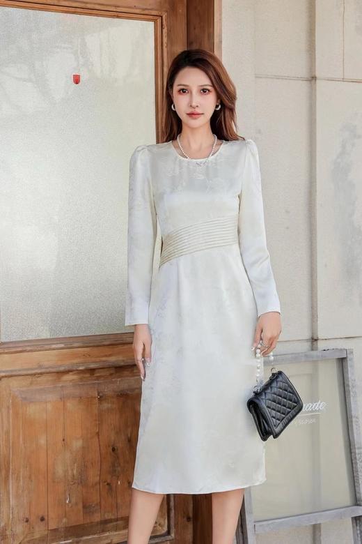 ELLA JADE 珍珠白光泽感提花收腰连衣裙 20117 商品图1