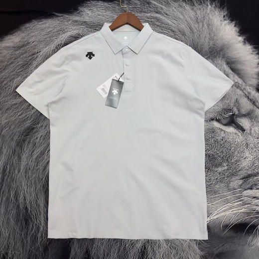 正品迪桑特春夏新款Tegolf吸湿速干防晒短袖POLO衫

尺码 瓷灰白 黑色 M-XXL 合身版型 商品图1