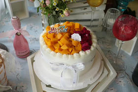 6寸木糠水果各一半