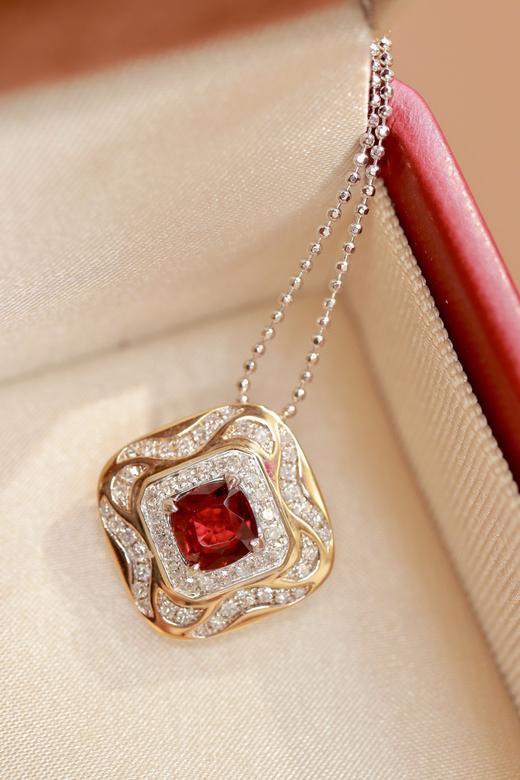 1.03ct刻面红宝石吊坠 商品图3