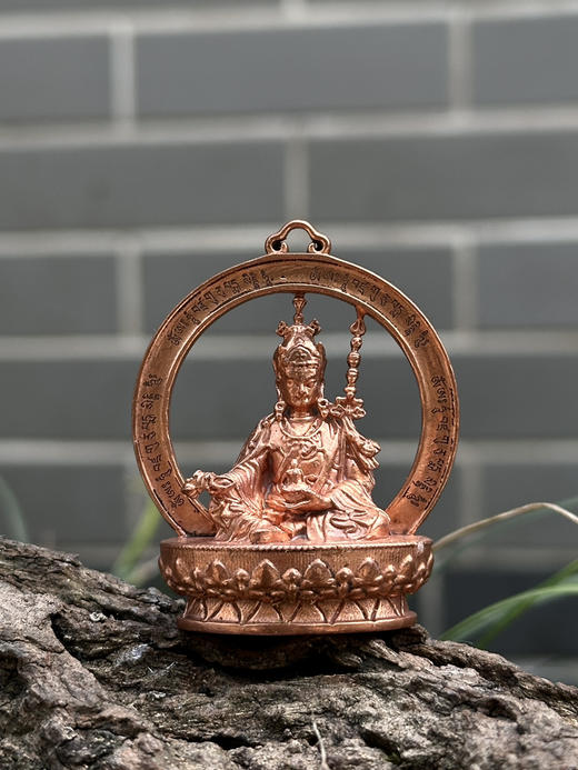 殊胜见即解脱莲师像立体挂件 诸多殊胜物装藏圣物 商品图0