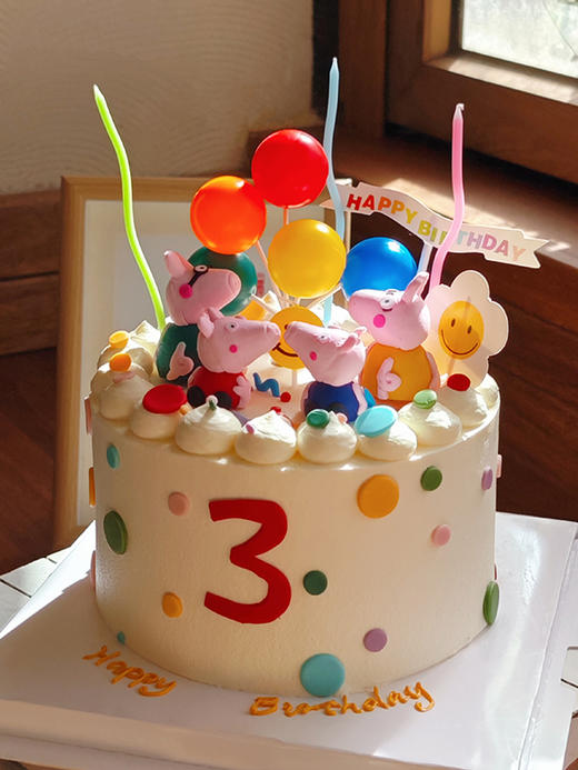 佩奇一家 - 千层生日蛋糕 商品图0