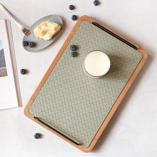 提手竹托盘 保留竹子的天然纹理 自然简约 两种颜色可选 黑色沉稳 灰色轻盈 商品图2