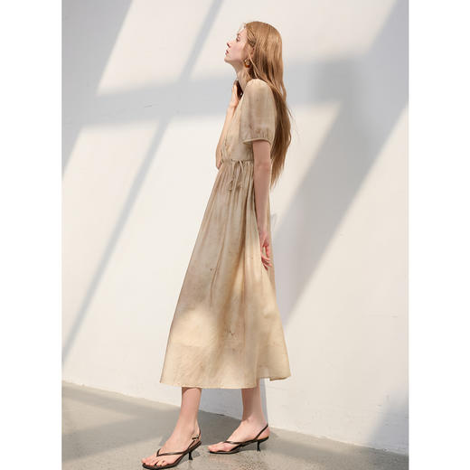 三彩2025夏季新款莱赛尔连衣裙V领收腰A字裙系带泡泡袖长裙S 商品图3