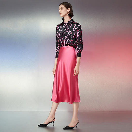 EITIE爱特爱夏季新款时尚百搭通勤显瘦垂感A字半身裙女裙7806502 商品图9