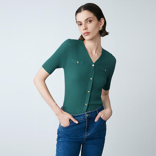 EITIE爱特爱夏季新款气质V领修身显瘦针织衫7801503 商品图9