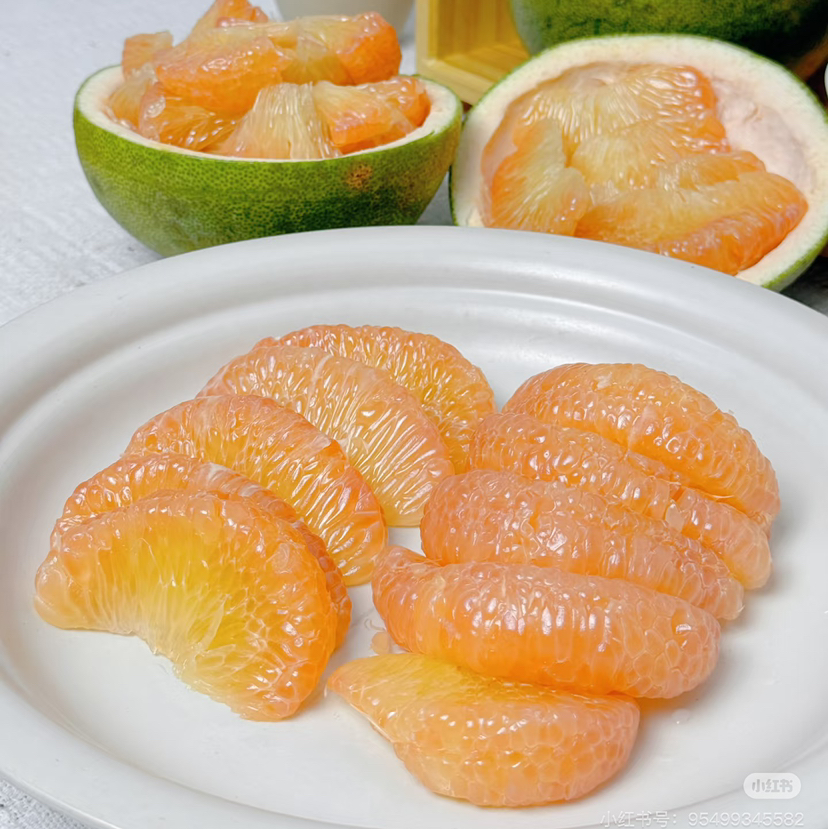 石家庄优选仓库速达，翡翠柚子 青皮爆汁柚，入口无渣，皮薄多汁，果肉晶莹剔透，2枚散装/3.4斤/3.6斤左右