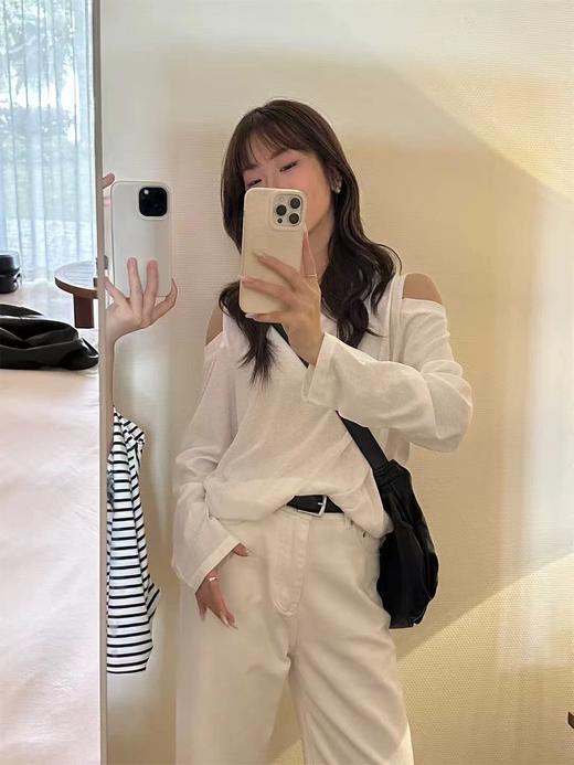 老米优品🎈3-5天。简约慵懒范儿~《小露肩设计防晒tee》薄软亲肤，自带空气感~ T250327B  下架 商品图1