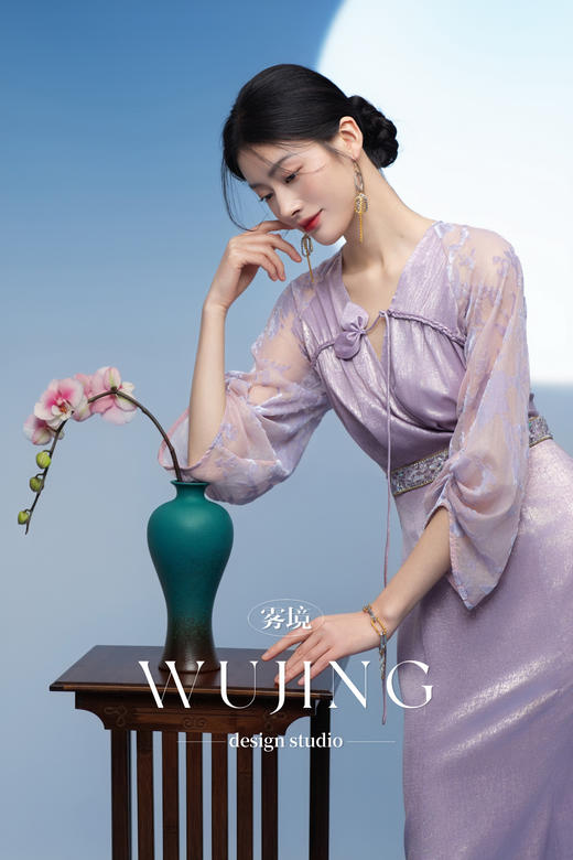 3205152 紫金梦雨 重磅仿真丝印花植绒料/重磅涂层工艺料连衣裙 雾境 商品图2