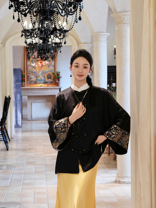 盛唐牡丹|手绣花窗花鸟真丝外套 商品图0