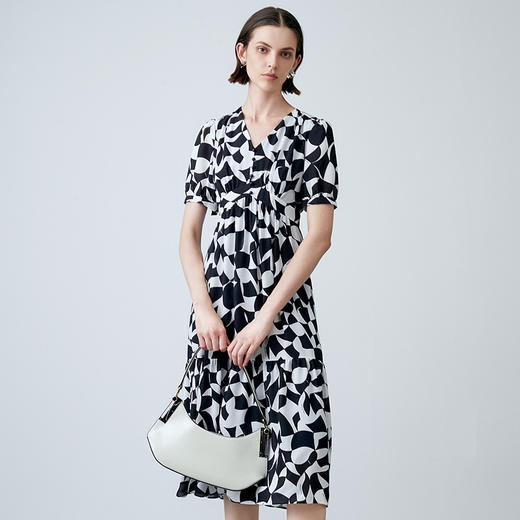 EITIE爱特爱夏款新品V领显瘦高腰印花连衣裙7807514 商品图2