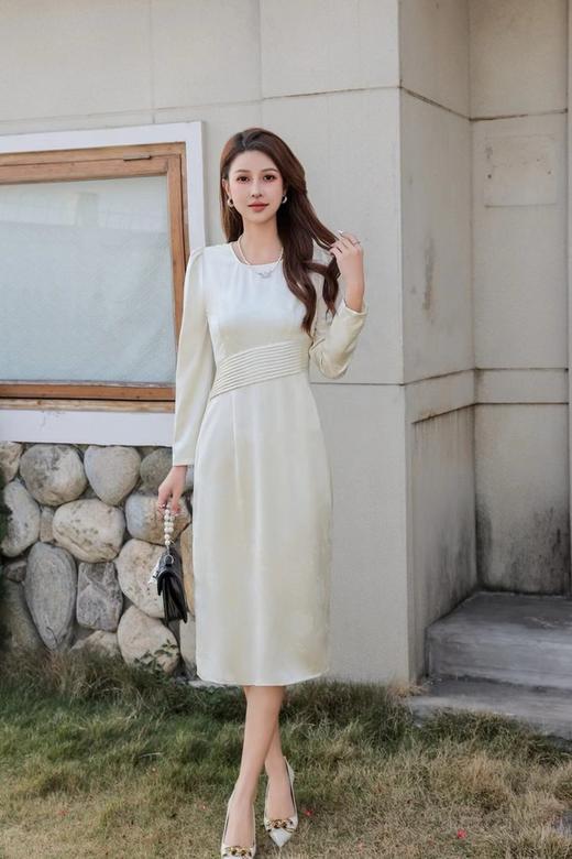 ELLA JADE 珍珠白光泽感提花收腰连衣裙 20117 商品图0