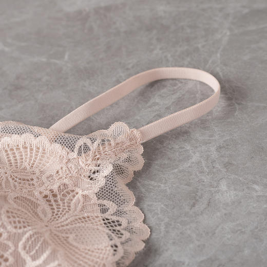 【林栖设计小店】【现货】提花打底吊带美背背心多色温柔镂空花边2025春夏新品内搭上衣女1952352 商品图1