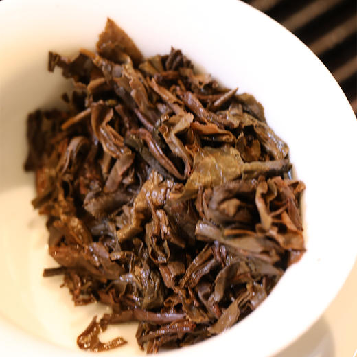 【散称精品】澜沧古茶2009年金乔木生茶古树小饼茶老茶首批 商品图3