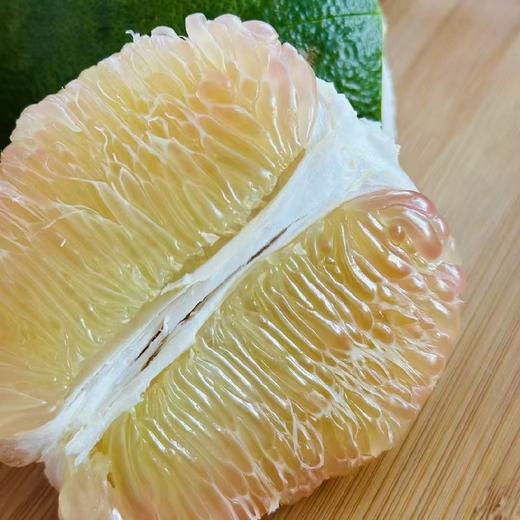 石家庄优选仓库速达，翡翠柚子 青皮爆汁柚，入口无渣，皮薄多汁，果肉晶莹剔透，2枚散装/3.4斤/3.6斤左右 商品图3